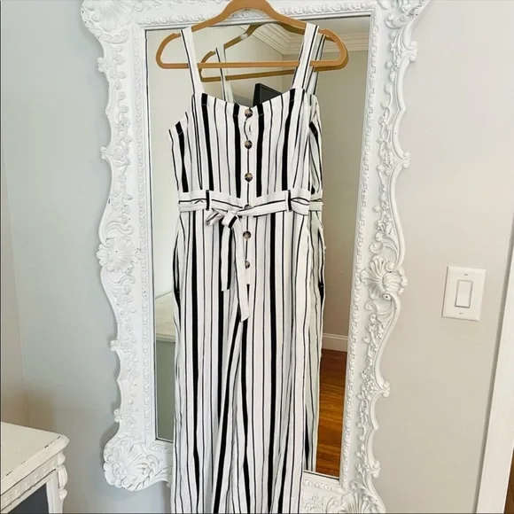 LOFT linen blend stripe jumpsuit - Picture 4 of 13